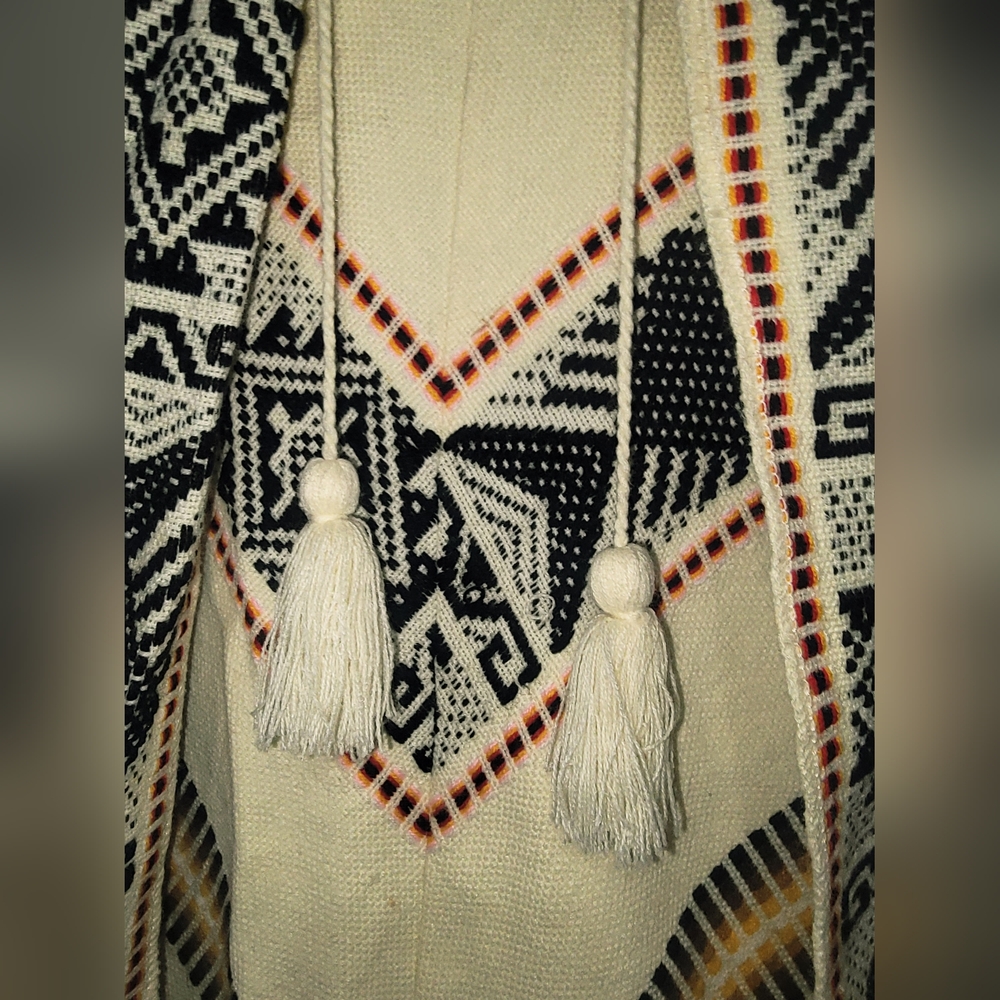 Geometric Patterned Fringe Poncho Handmade In Mexico - Picture 5 of 5